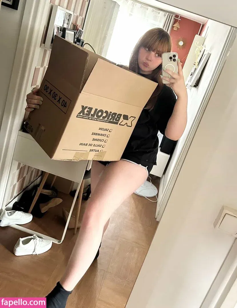 June Fembug Onlyfans Photo Gallery 