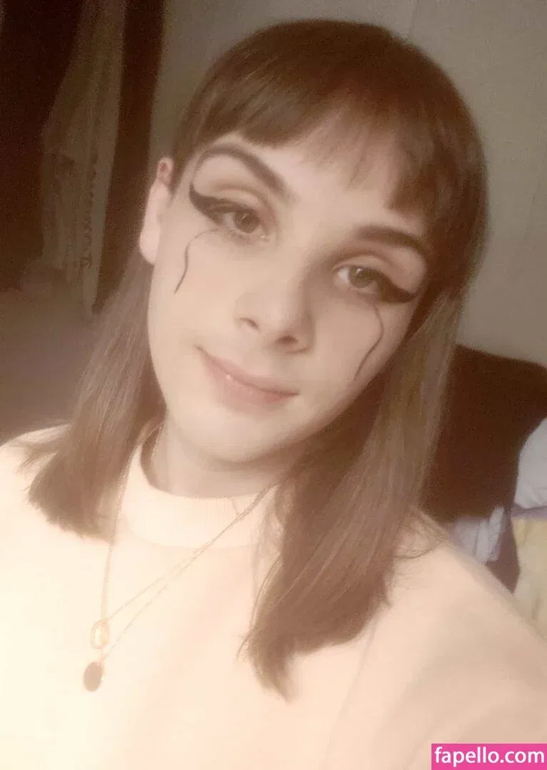 June Fembug Onlyfans Photo Gallery 