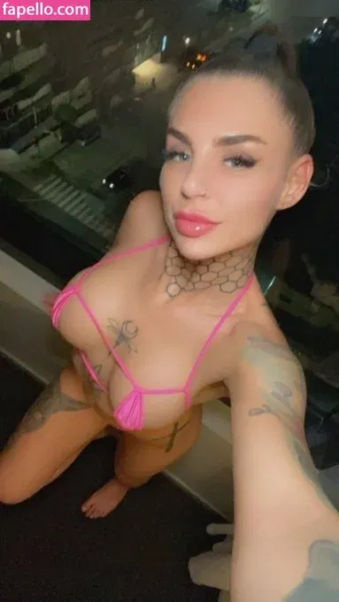 inkedbiitch Onlyfans Photo Gallery 