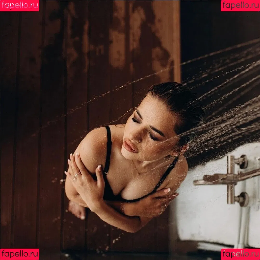 Elen Black Onlyfans Photo Gallery 