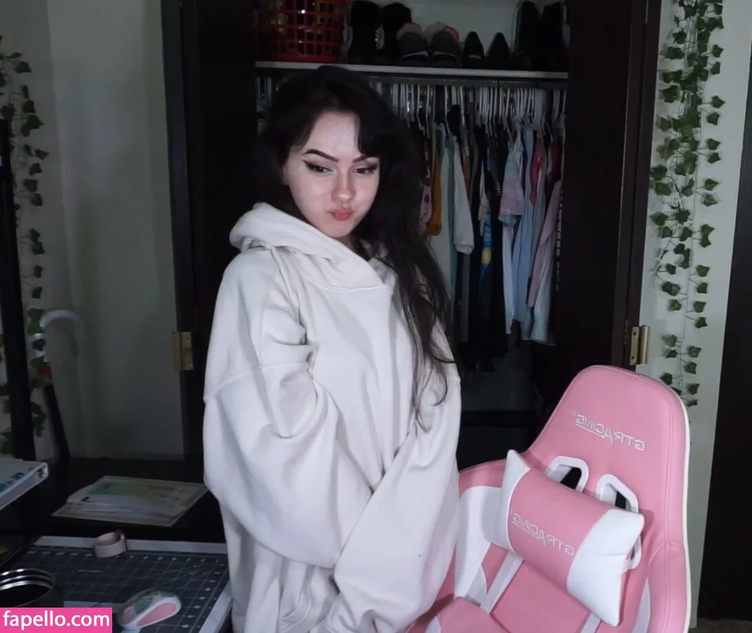 aimi_feti Onlyfans Photo Gallery 