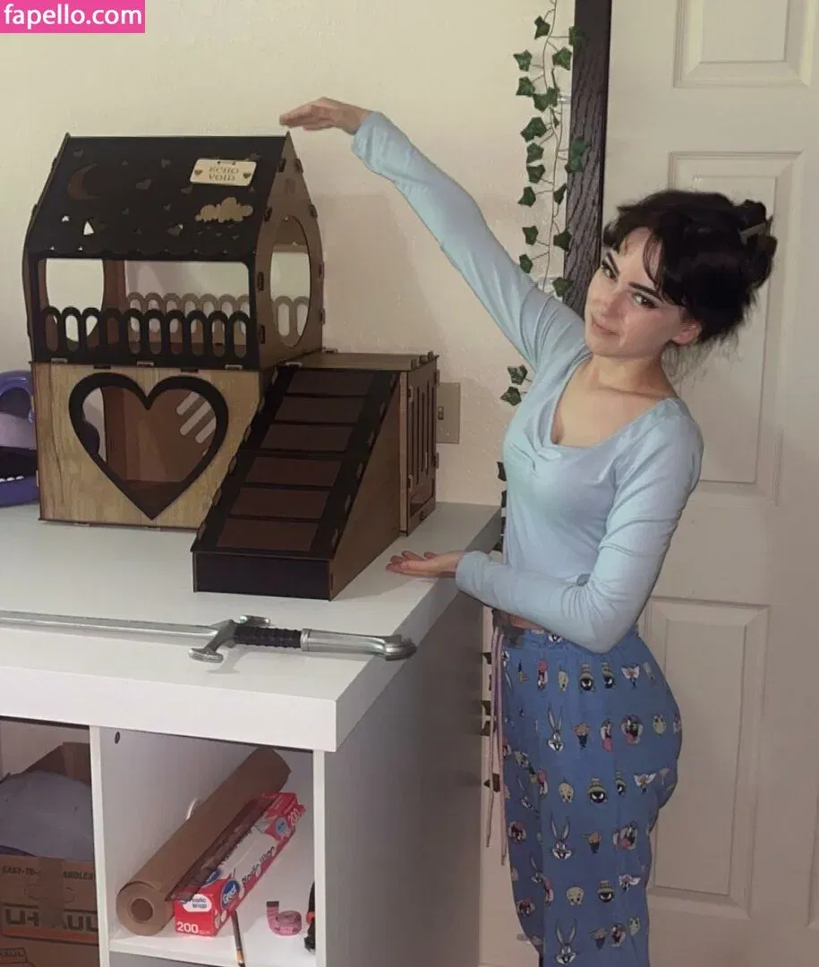 aimi_feti Onlyfans Photo Gallery 