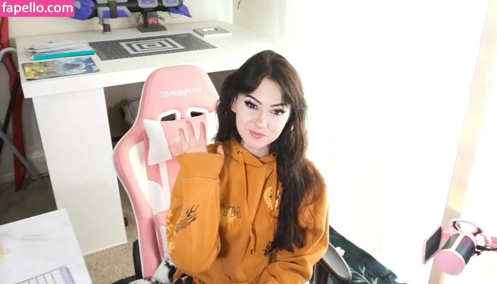 aimi_feti Onlyfans Photo Gallery 