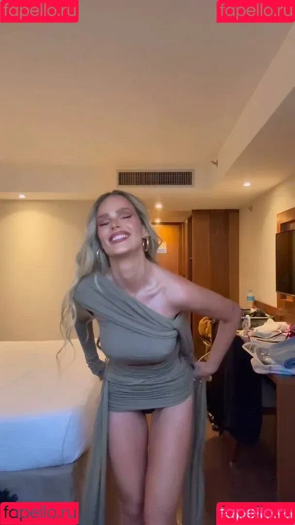Yasmin Brunet Onlyfans Photo Gallery 