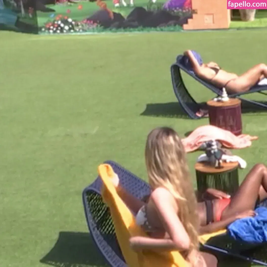 Yasmin Brunet Onlyfans Photo Gallery 