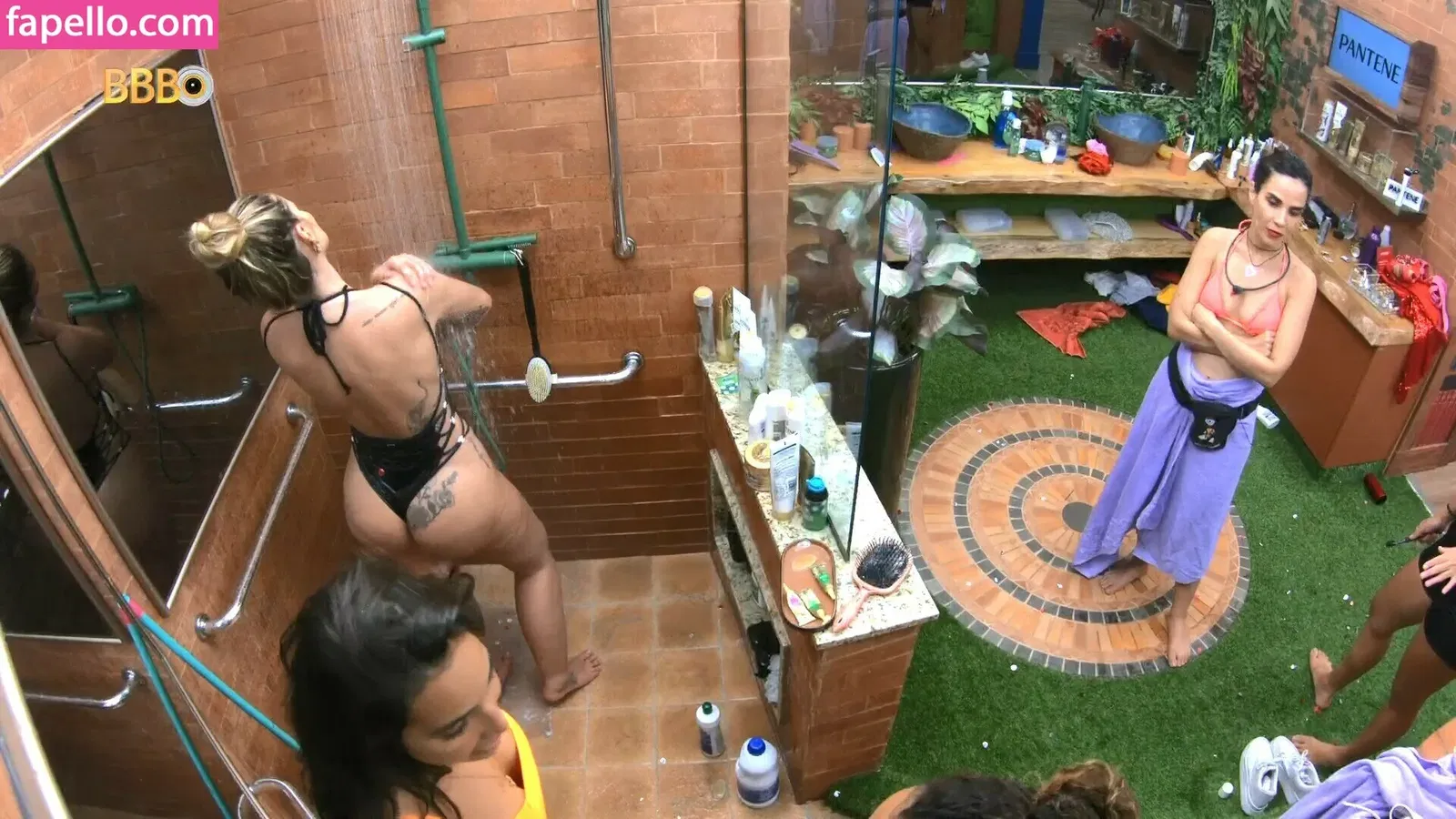 Yasmin Brunet Onlyfans Photo Gallery 