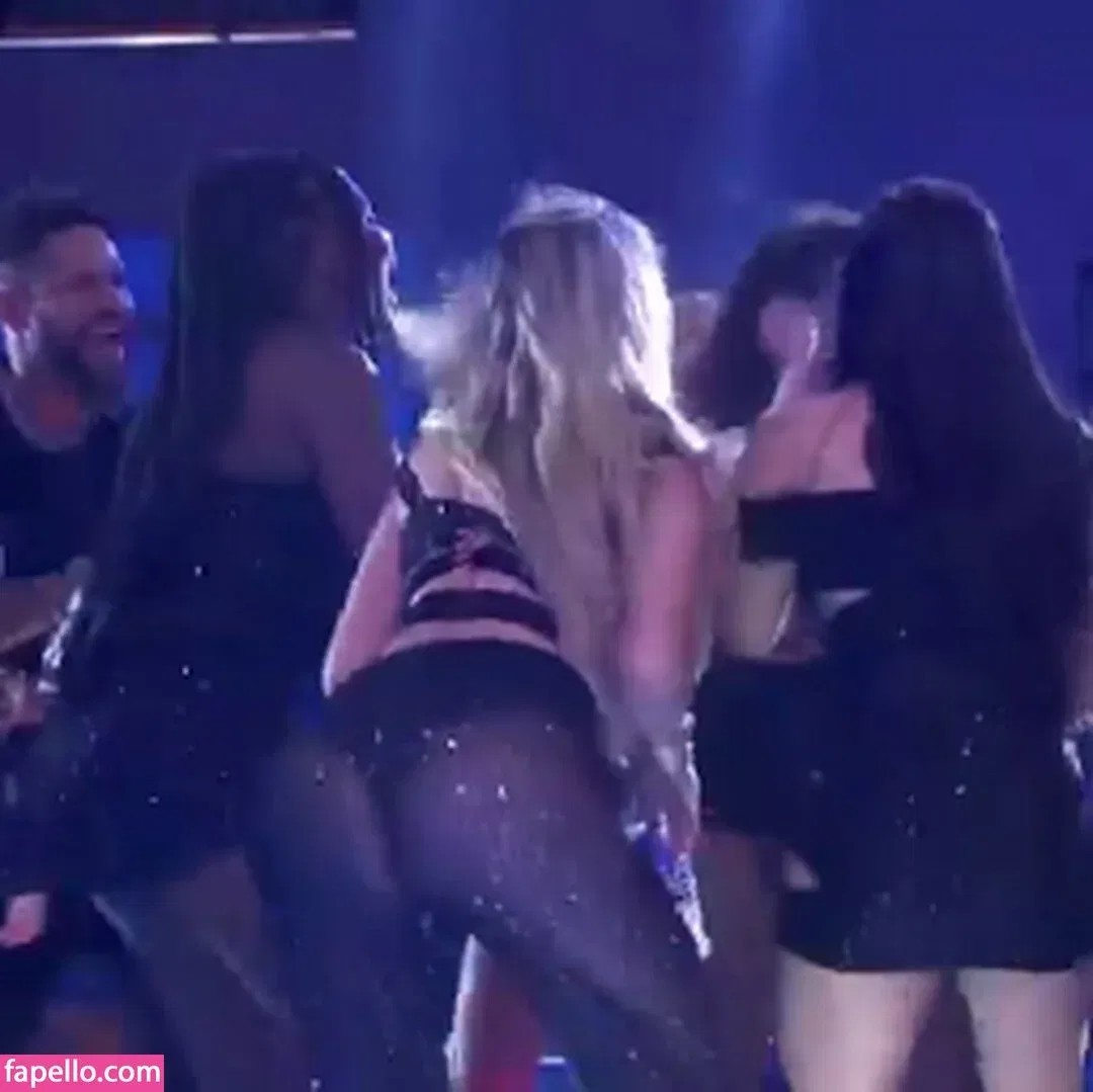 Yasmin Brunet Onlyfans Photo Gallery 