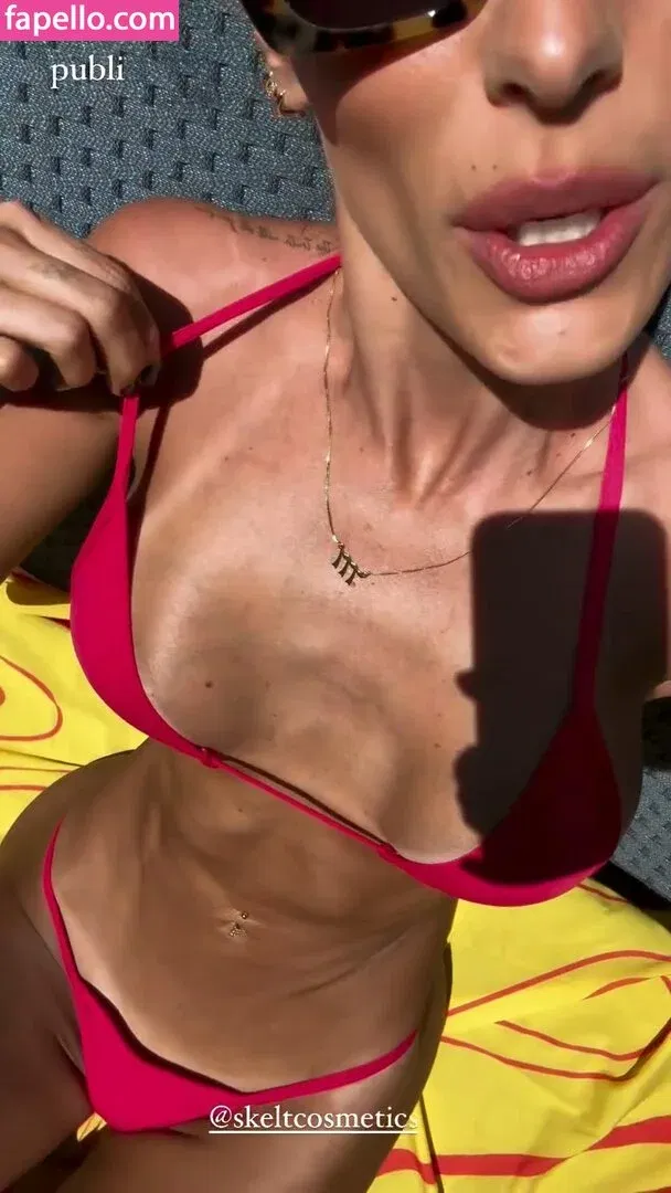 Yasmin Brunet Onlyfans Photo Gallery 