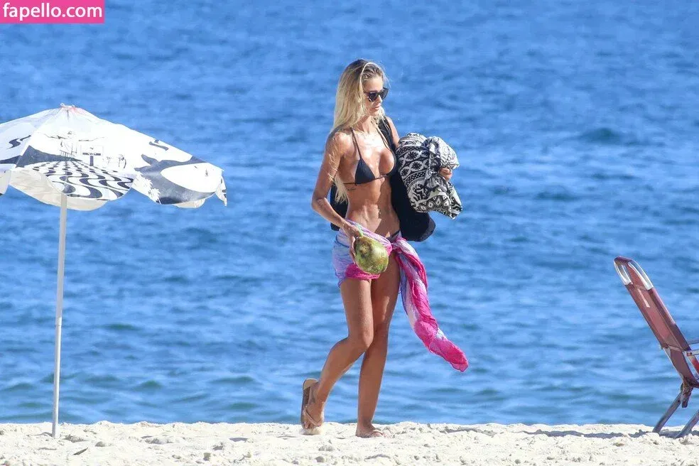 Yasmin Brunet Onlyfans Photo Gallery 