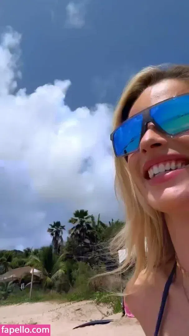 Yasmin Brunet Onlyfans Photo Gallery 