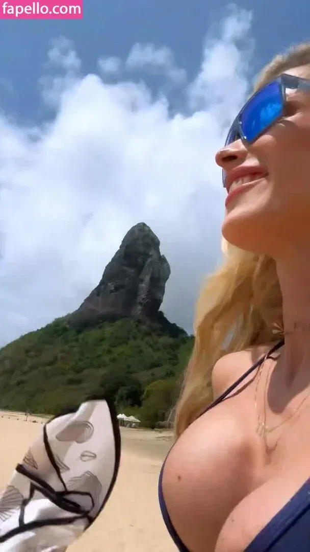 Yasmin Brunet Onlyfans Photo Gallery 