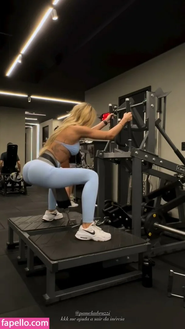 Yasmin Brunet Onlyfans Photo Gallery 