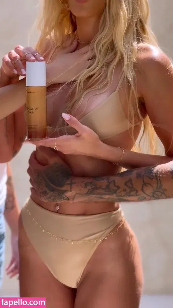 Yasmin Brunet Onlyfans Photo Gallery 