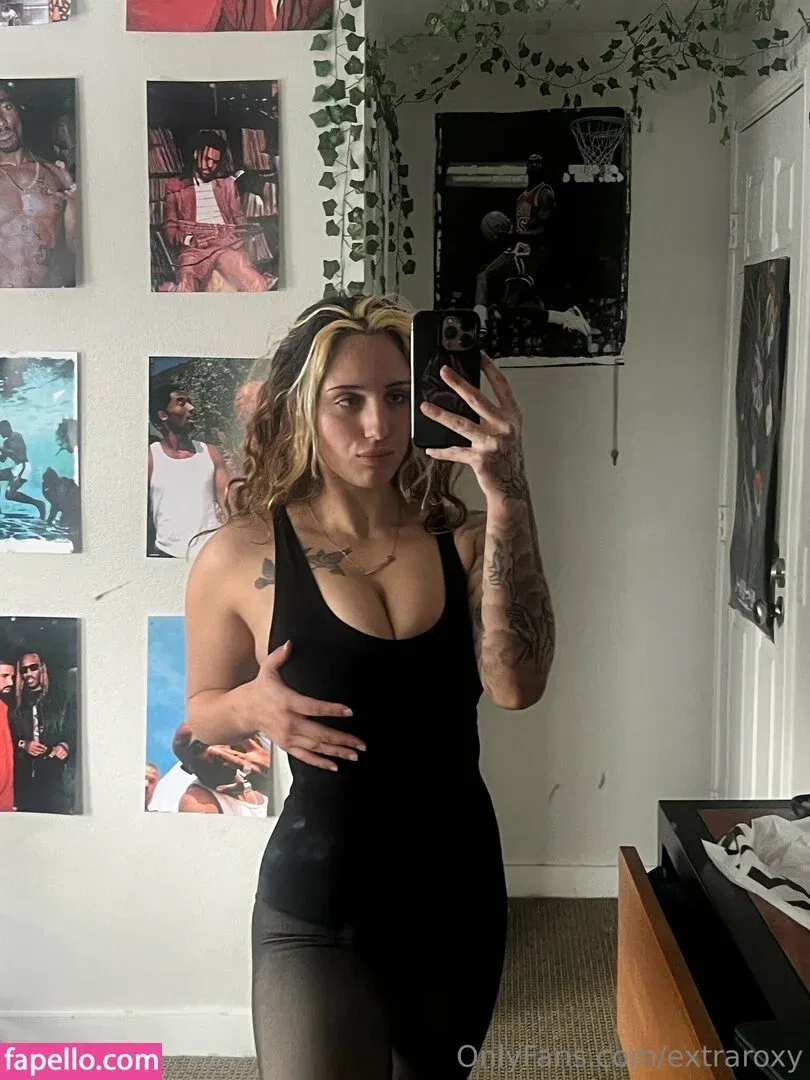 extraroxy Onlyfans Photo Gallery 