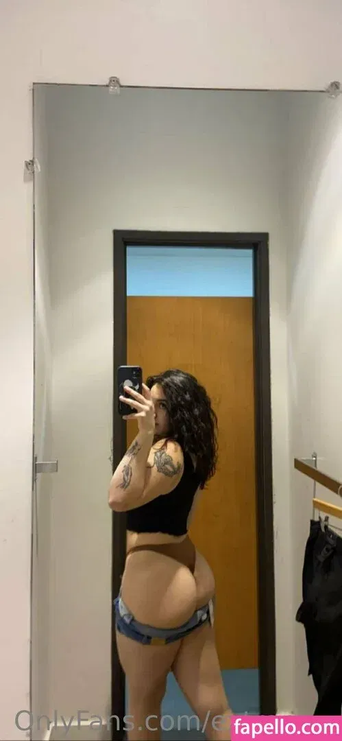 extraroxy Onlyfans Photo Gallery 