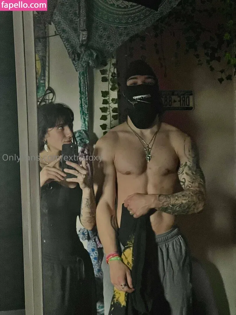 extraroxy Onlyfans Photo Gallery 