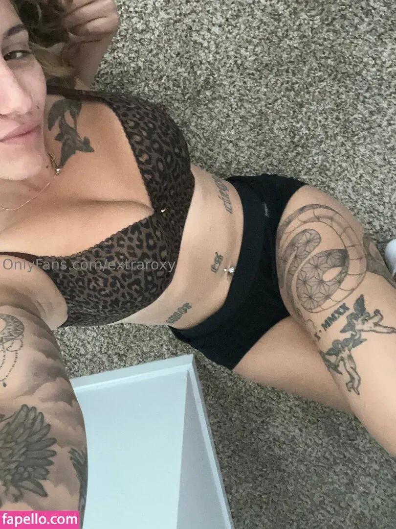 extraroxy Onlyfans Photo Gallery 