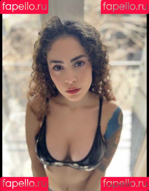 extraroxy Onlyfans Photo Gallery 