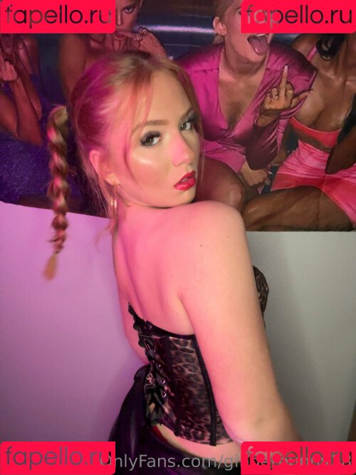 extraroxy Onlyfans Photo Gallery 