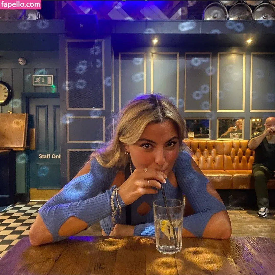 Grace Bidd Onlyfans Photo Gallery 