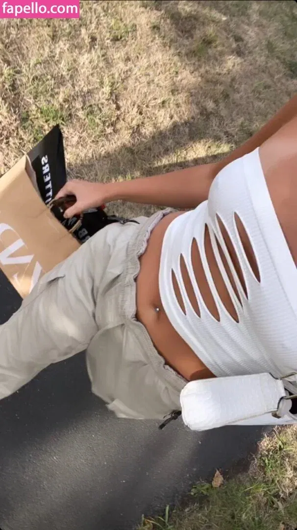 Grace Bidd Onlyfans Photo Gallery 