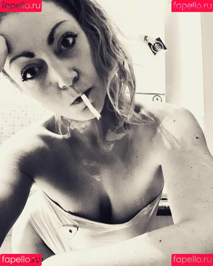 Mia Woods Onlyfans Photo Gallery 