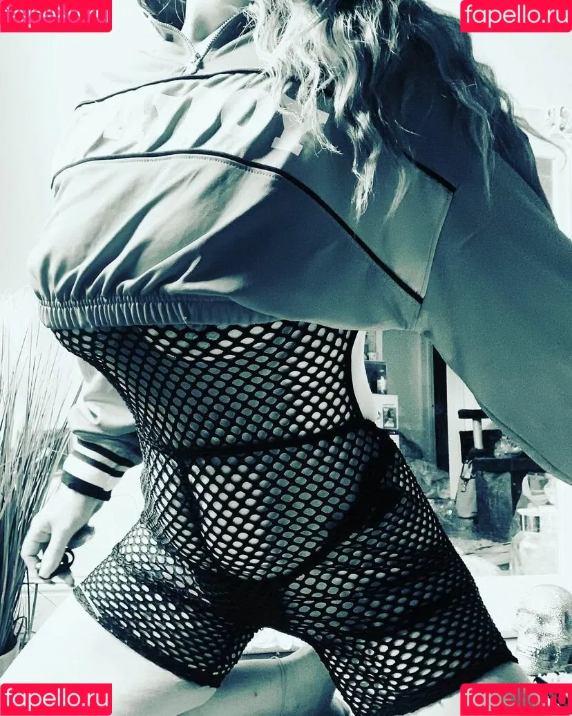 Mia Woods Onlyfans Photo Gallery 