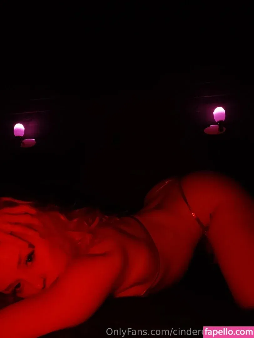 Cinderellaseafiina Onlyfans Photo Gallery 