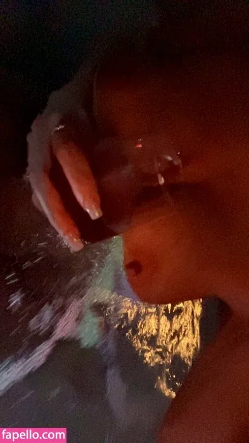 SexyMom406 Onlyfans Photo Gallery 