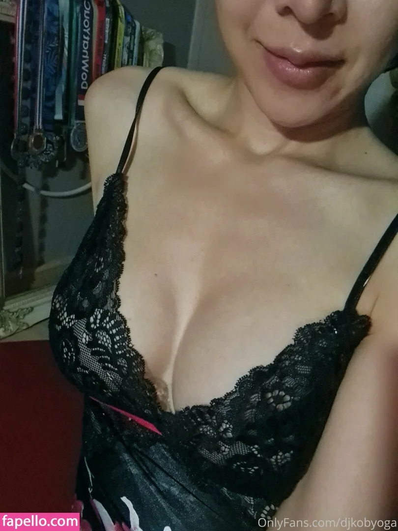 Dj Kob Yoga Onlyfans Photo Gallery 