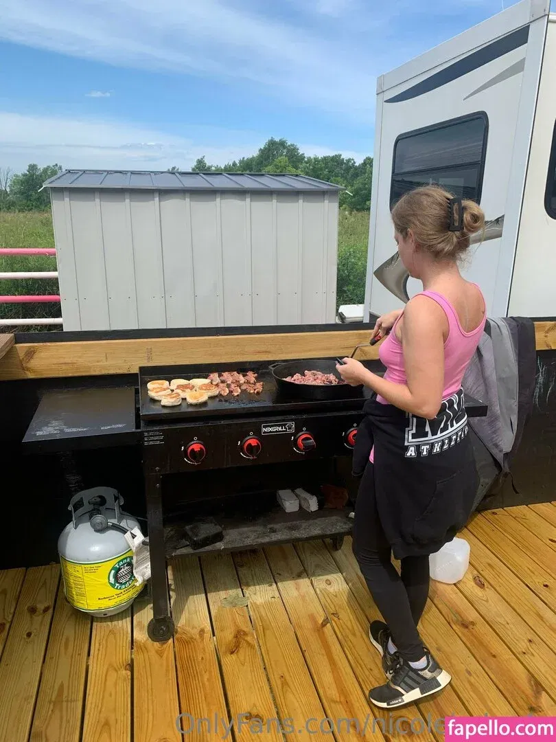 nicolejade_4u Onlyfans Photo Gallery 