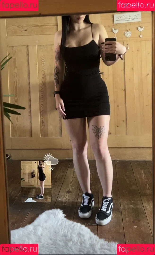 onselina Onlyfans Photo Gallery 