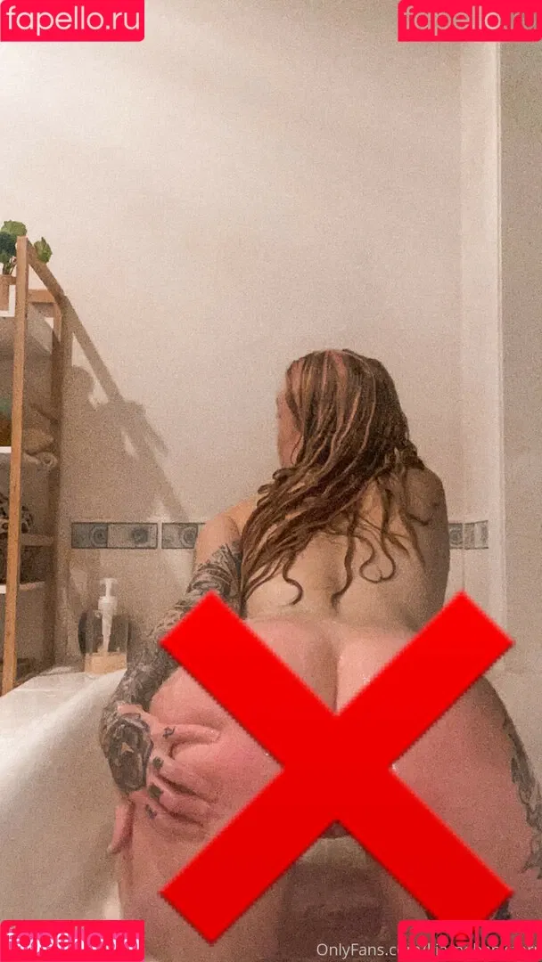 Gothyghoul Wednvsdayy Onlyfans Photo Gallery 