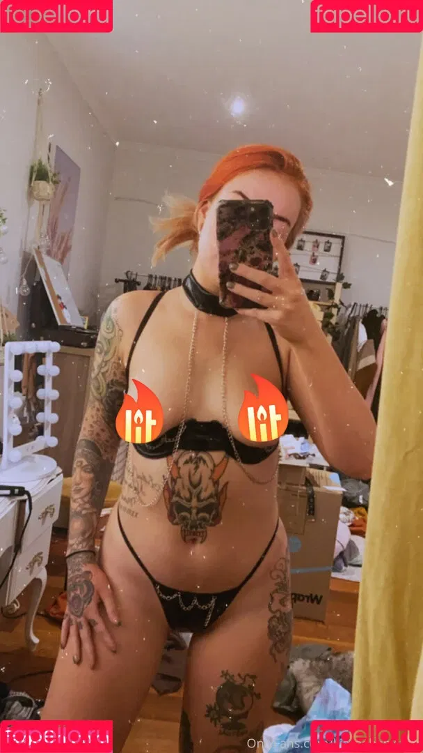 Gothyghoul Wednvsdayy Onlyfans Photo Gallery 