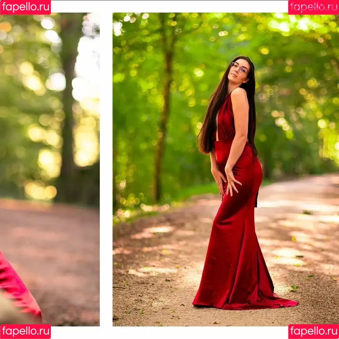 Justine Anne Crane Onlyfans Photo Gallery 