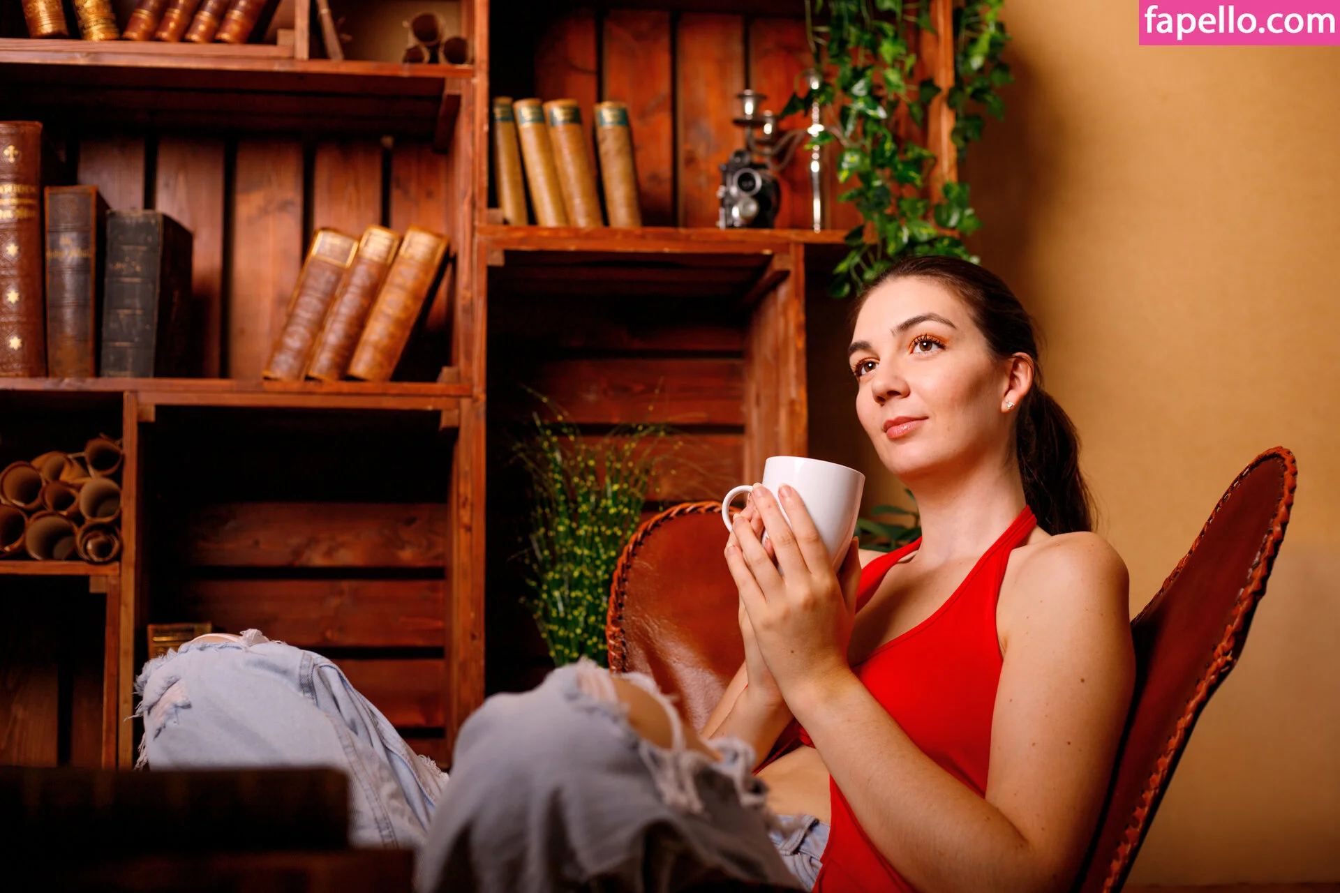 Justine Anne Crane Onlyfans Photo Gallery 