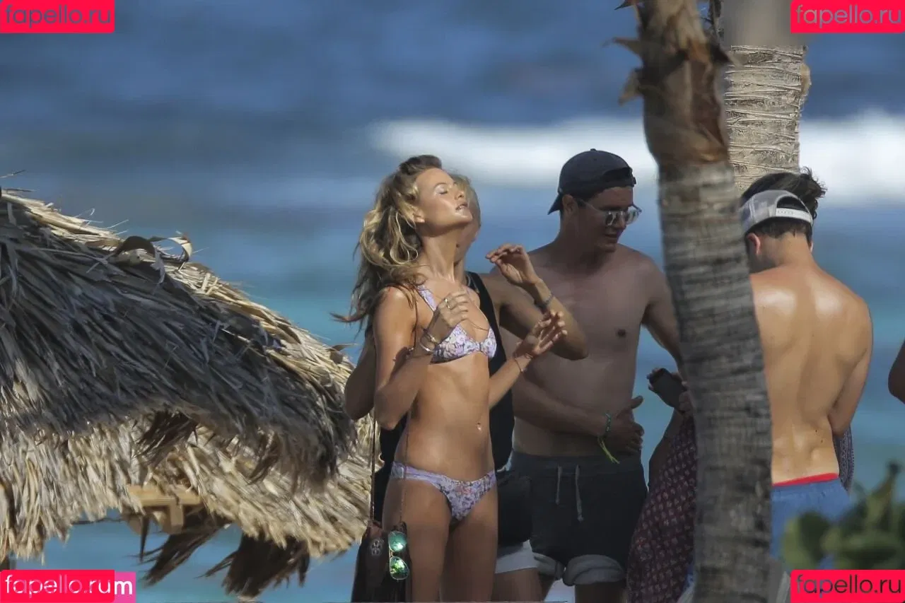 Behati Prinsloo Onlyfans Photo Gallery 