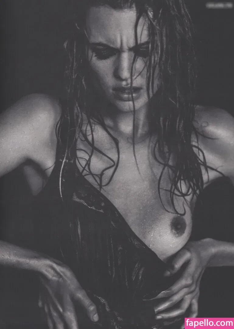 Behati Prinsloo Onlyfans Photo Gallery 