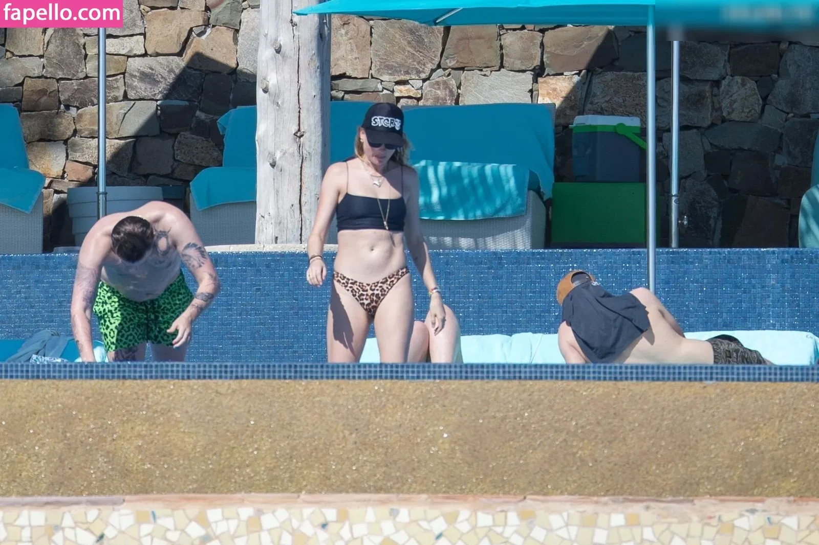 Behati Prinsloo Onlyfans Photo Gallery 