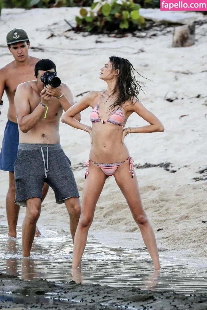 Behati Prinsloo Onlyfans Photo Gallery 