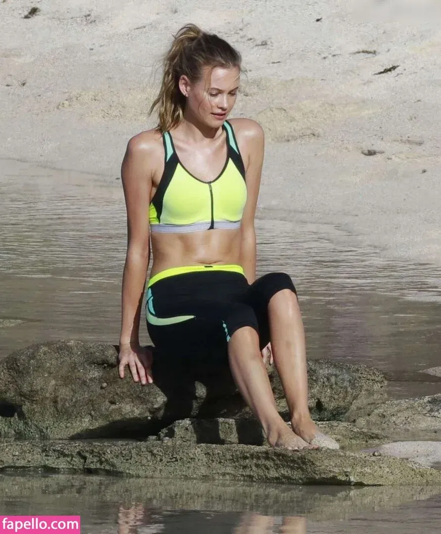 Behati Prinsloo Onlyfans Photo Gallery 