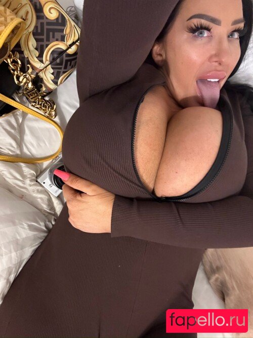 Kristine 38NN Nude Onlyfans Photo 19