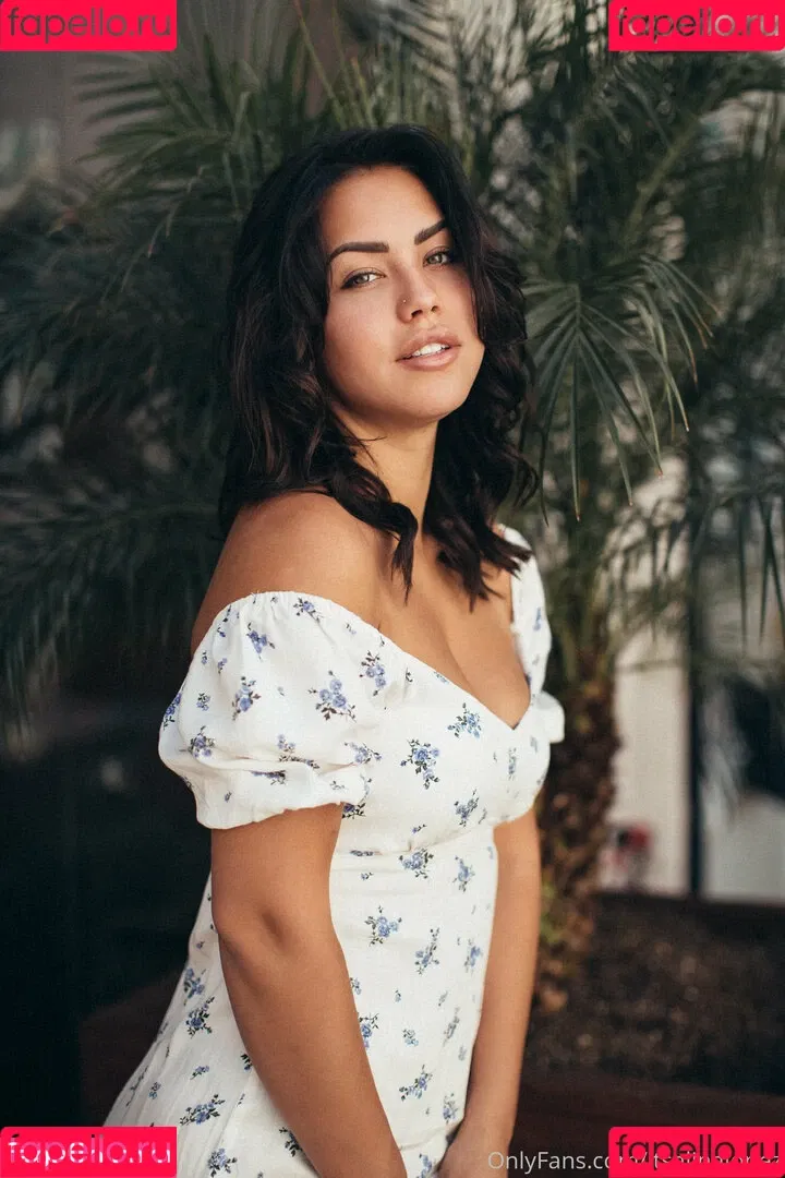 itsalinalopez Onlyfans Photo Gallery 