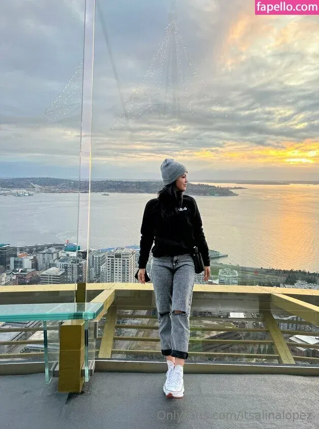 itsalinalopez Onlyfans Photo Gallery 