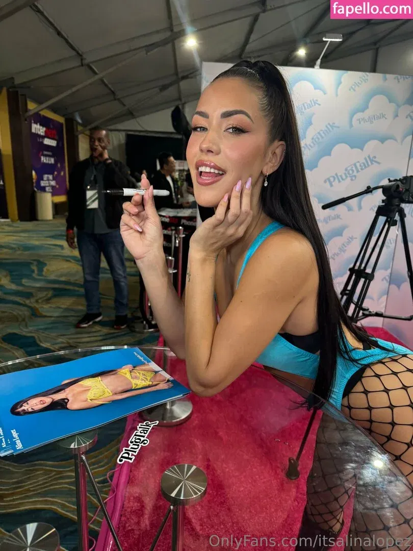 itsalinalopez Onlyfans Photo Gallery 