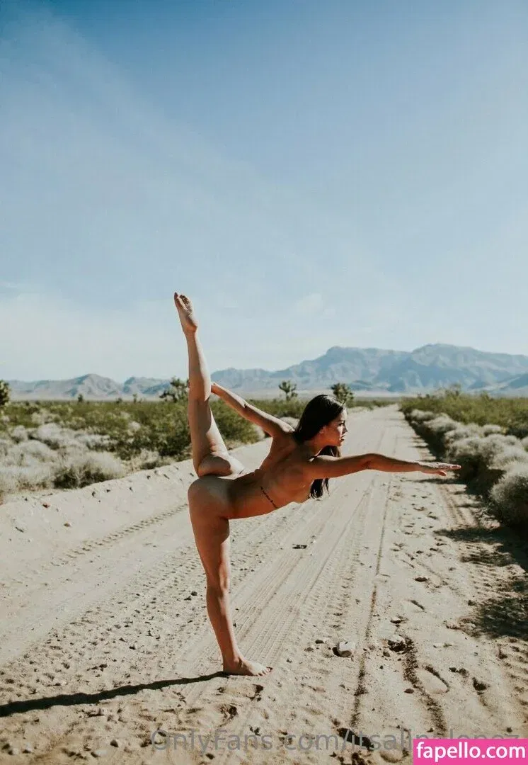 itsalinalopez Onlyfans Photo Gallery 