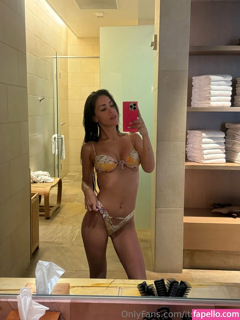 itsalinalopez Onlyfans Photo Gallery 