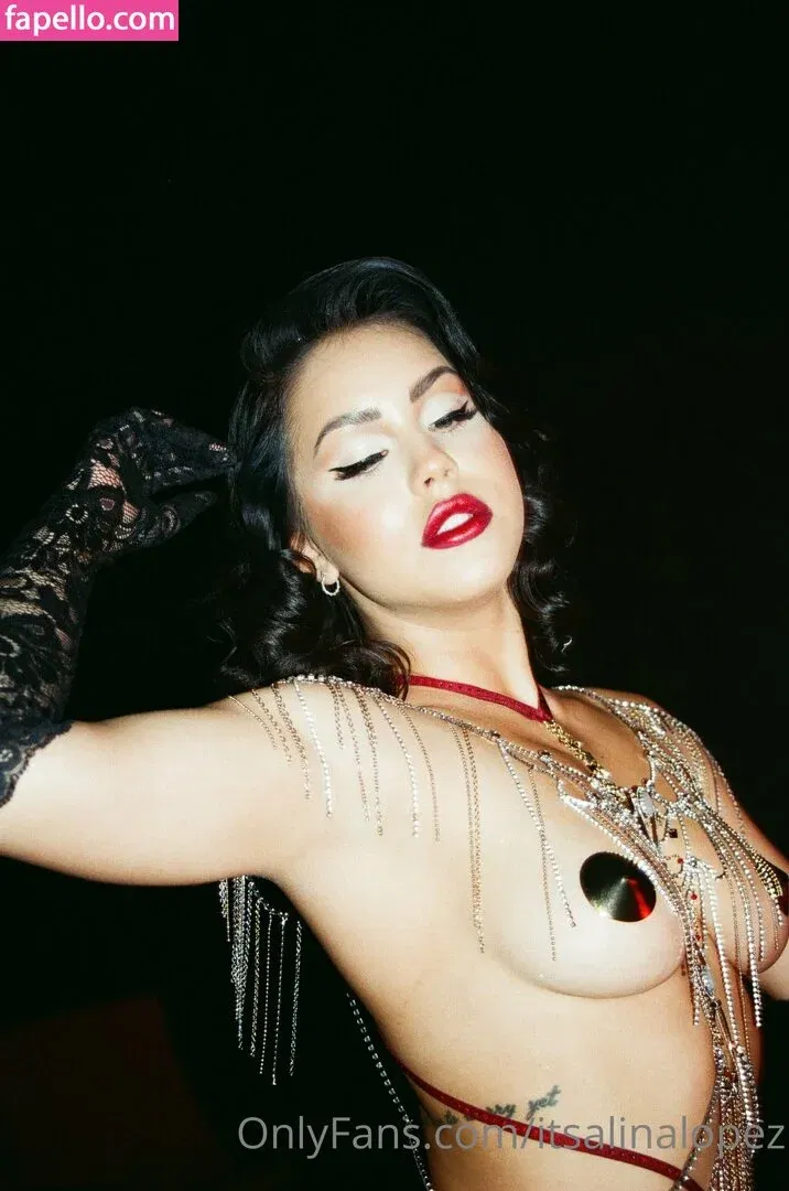 itsalinalopez Onlyfans Photo Gallery 