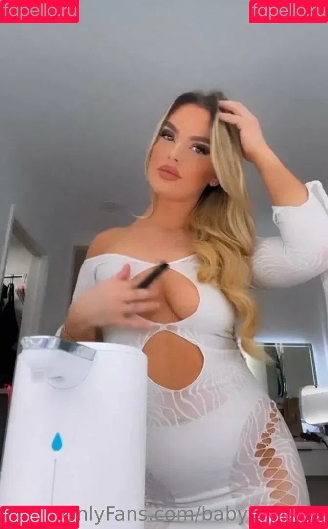 babyfosha18 Onlyfans Photo Gallery 