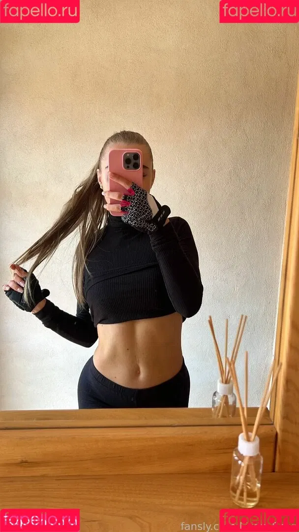Lilian_Rose Onlyfans Photo Gallery 